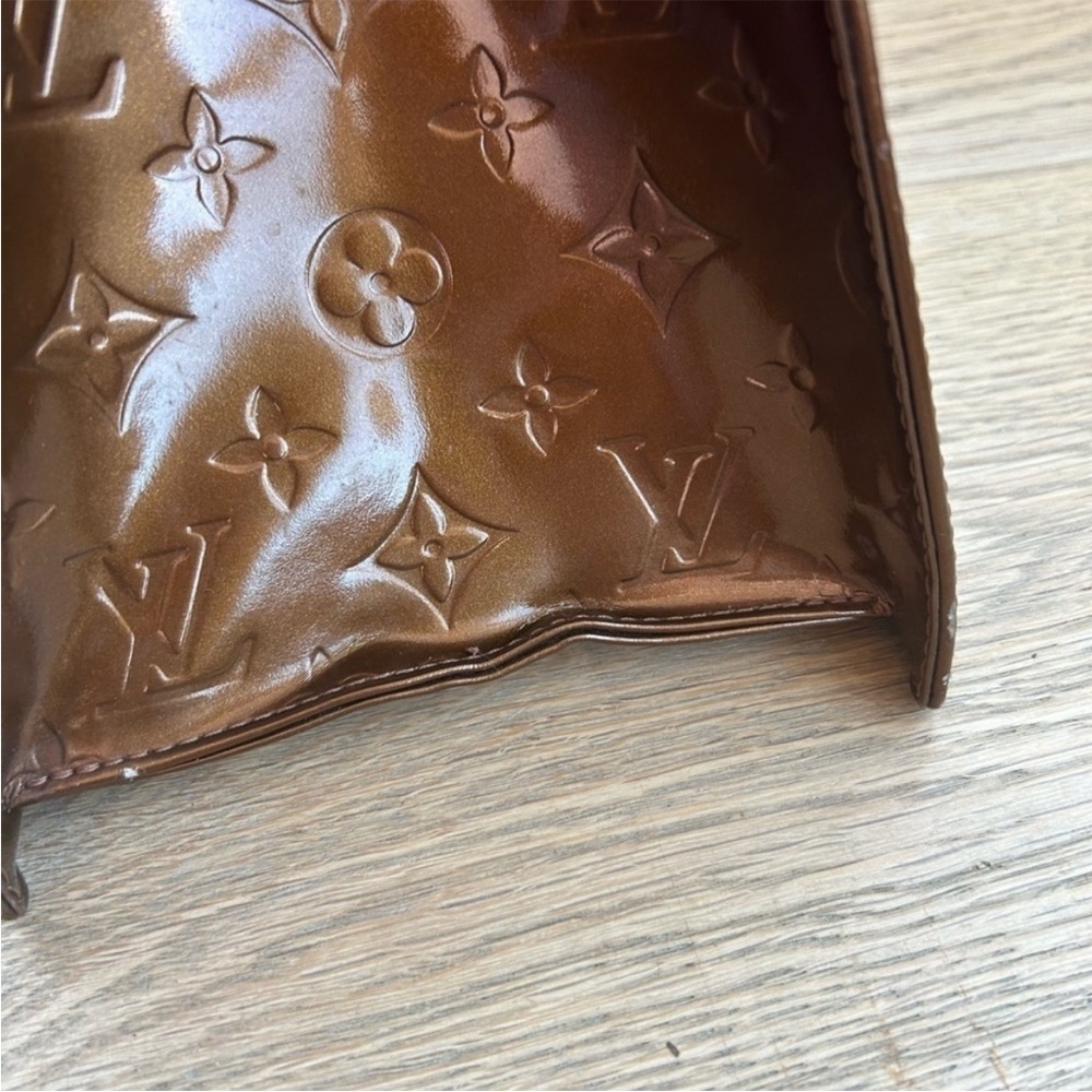 LV🤎FORSYTH BRONZE MONOGRAMMED VERNIS - Picture 6 of 13